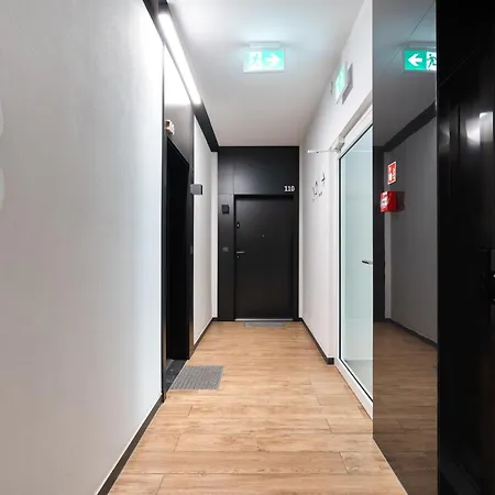 Rakowicka & Parking By Downtown Krakau